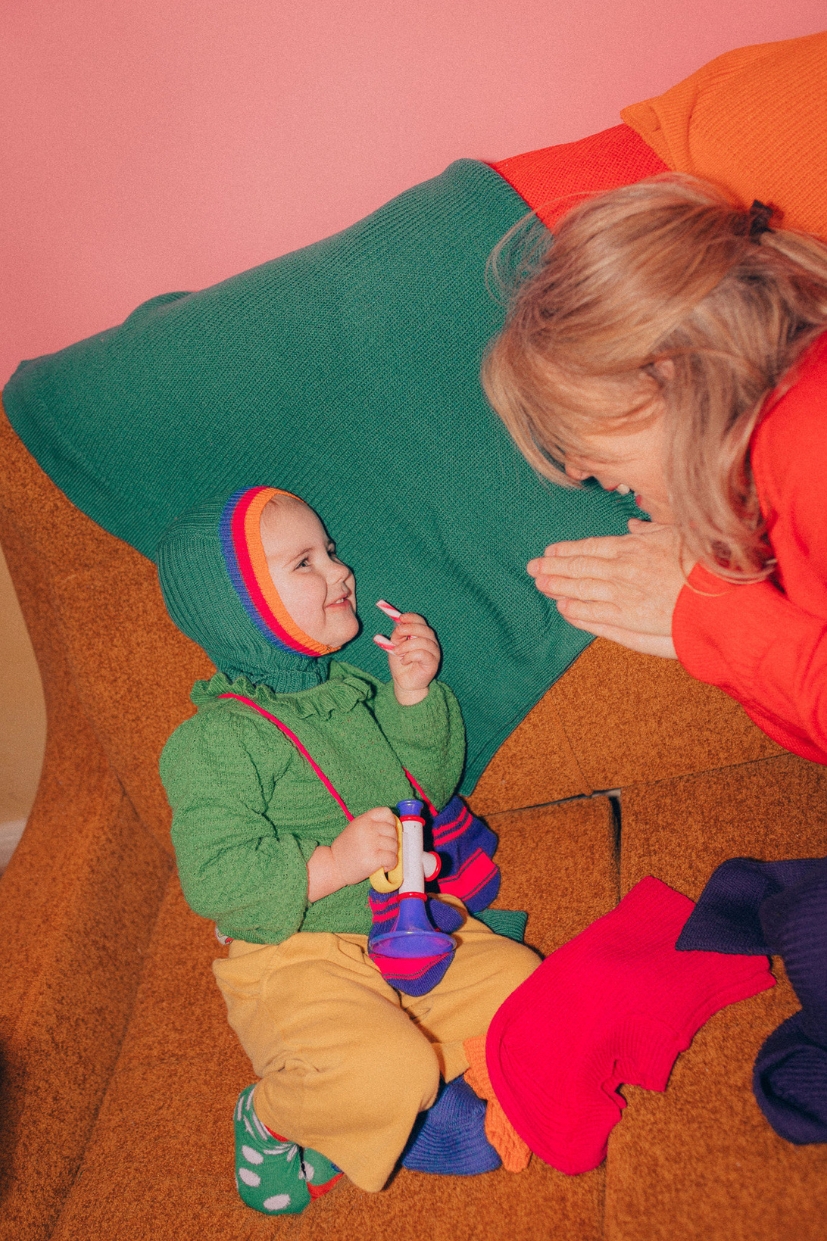 Cagoule verte enfant laine francaise vert emeraude arc en ciel