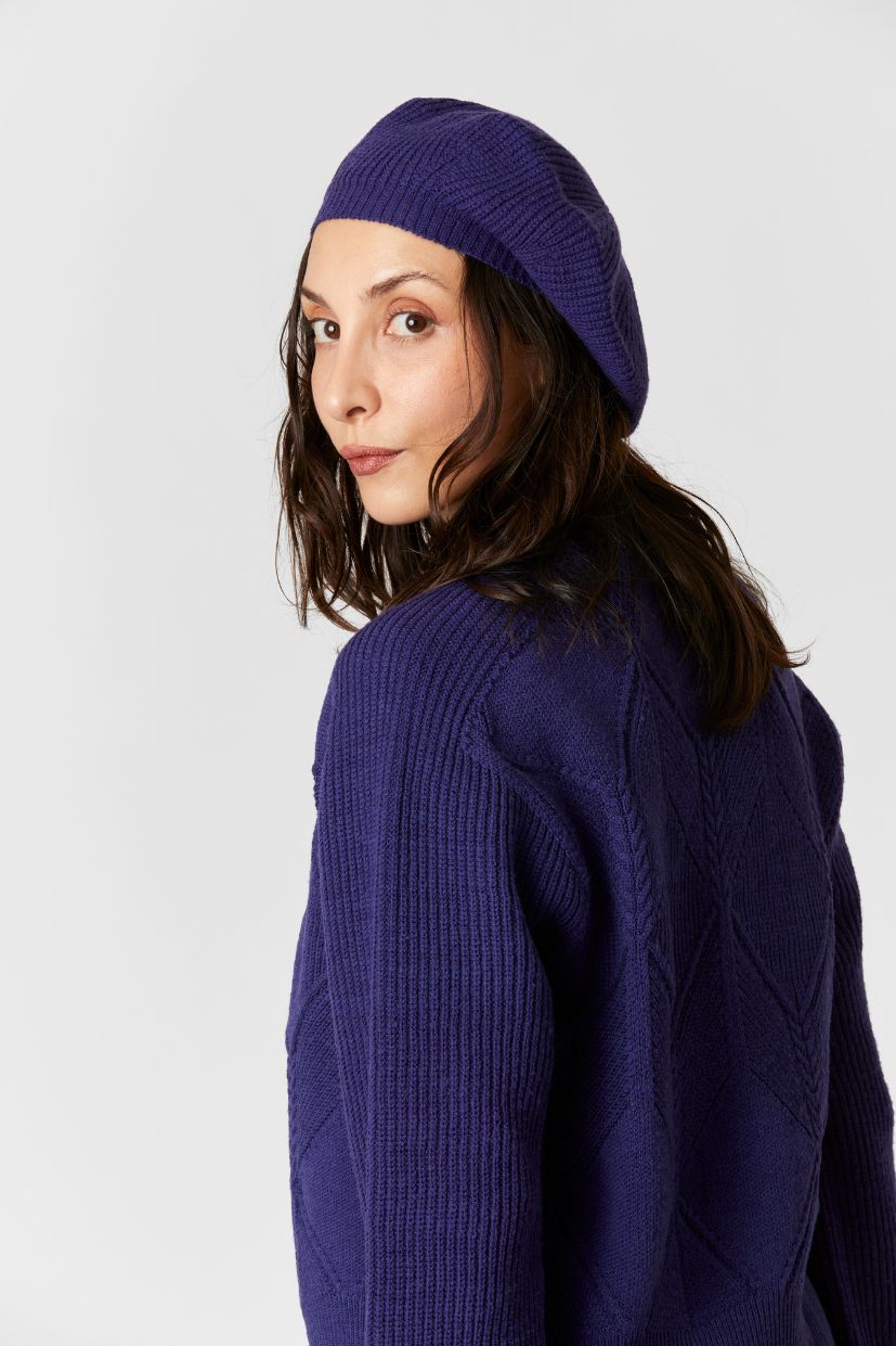 beret-femme-laine-merinos-bleu-marine-cotes-perlees-sans-couture-lisson-nuit
